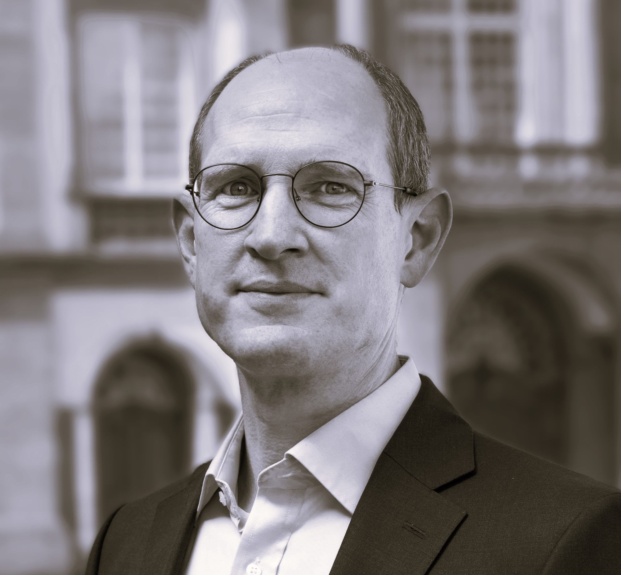 Prof. Dr. Oliver Spalt